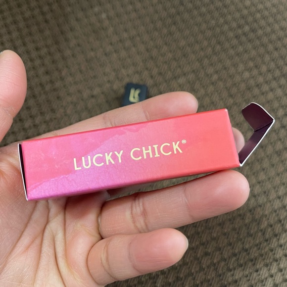 NIB Lucky Chick Rose Quartz Liquid Eyeshadow Makeup - Picture 6 of 10